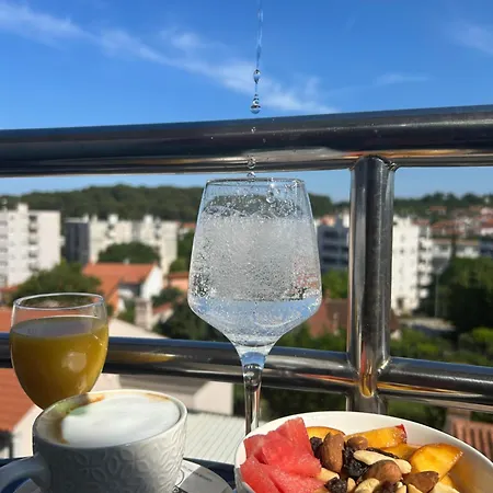 Hotel Artena 3*