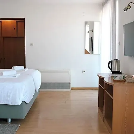 Hotel Artena
