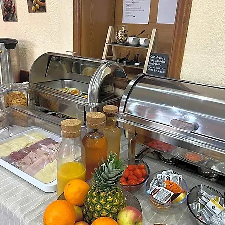 Artena Hotel